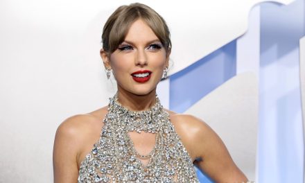 Taylor Swift Had Dinner with 6 A-List Celeb Friends in New York City. Who are they, Let’s check it out